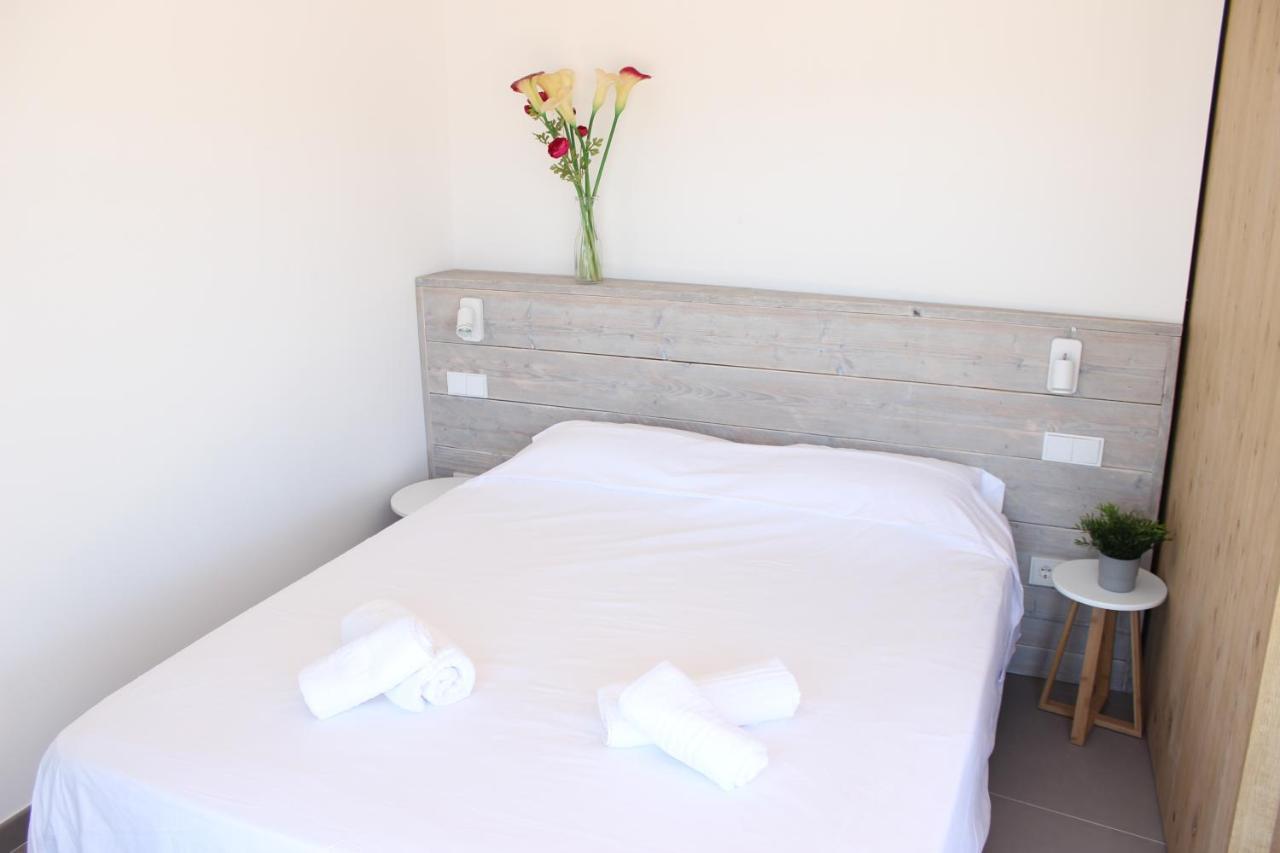 Beautiful Loft, Huge Sunny Terrace, View Over The Beach And Sea Rosas Exterior foto