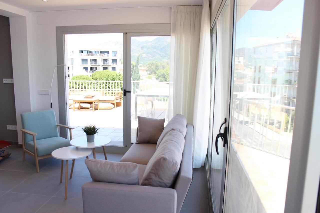Beautiful Loft, Huge Sunny Terrace, View Over The Beach And Sea Rosas Exterior foto